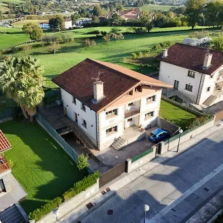 Casa Iparra Txiki Berri Гостевой дом Ирун